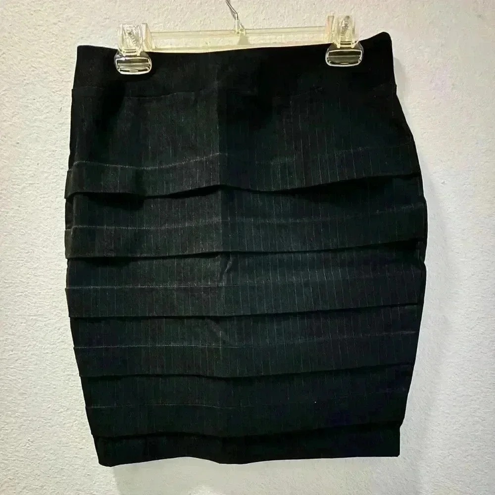 B-Wear dark gray pinstripes skirt/stretch